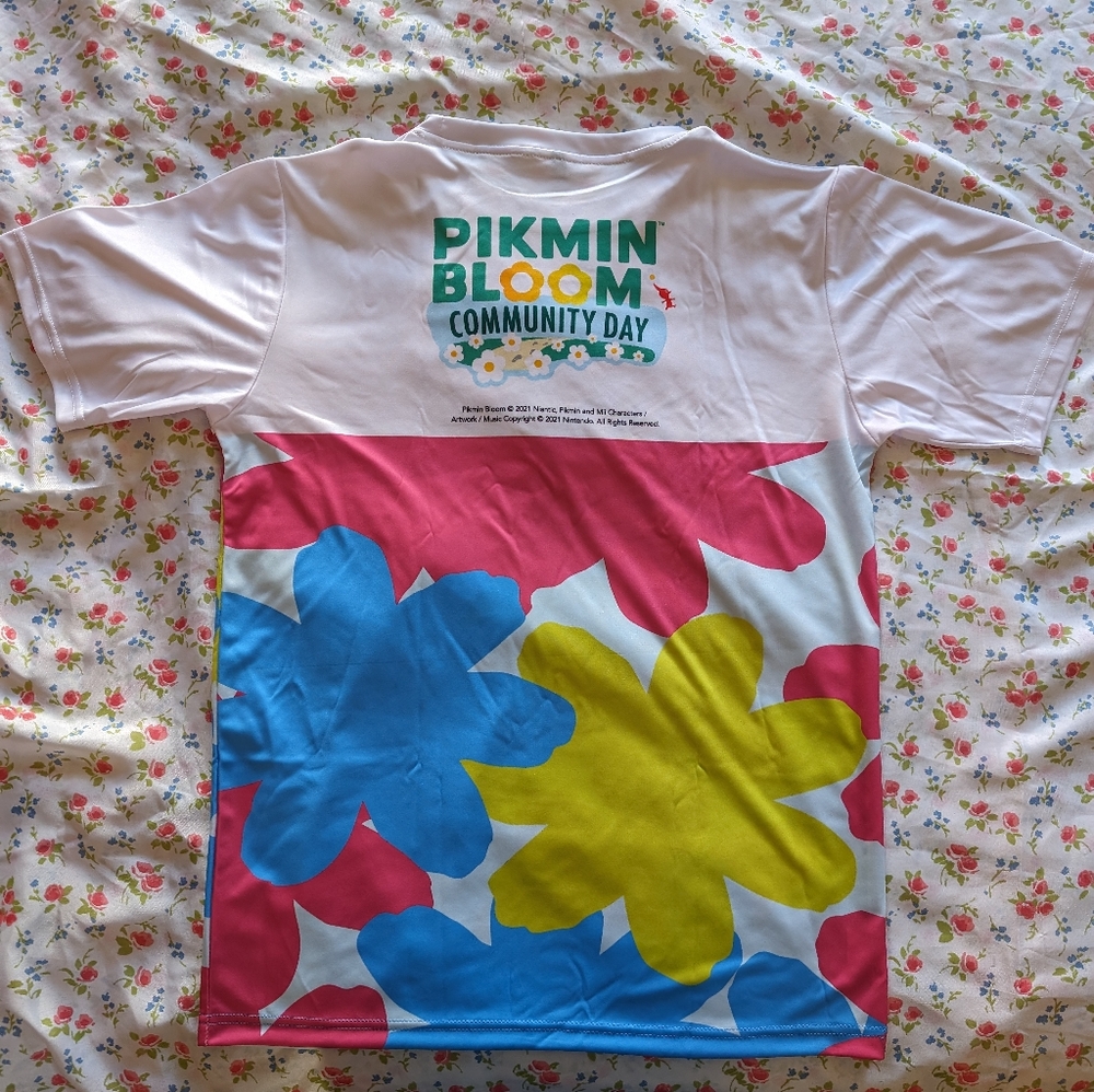 Nintendo Pikmin Bloom - Community Day Shirt - Picture 4 of 9
